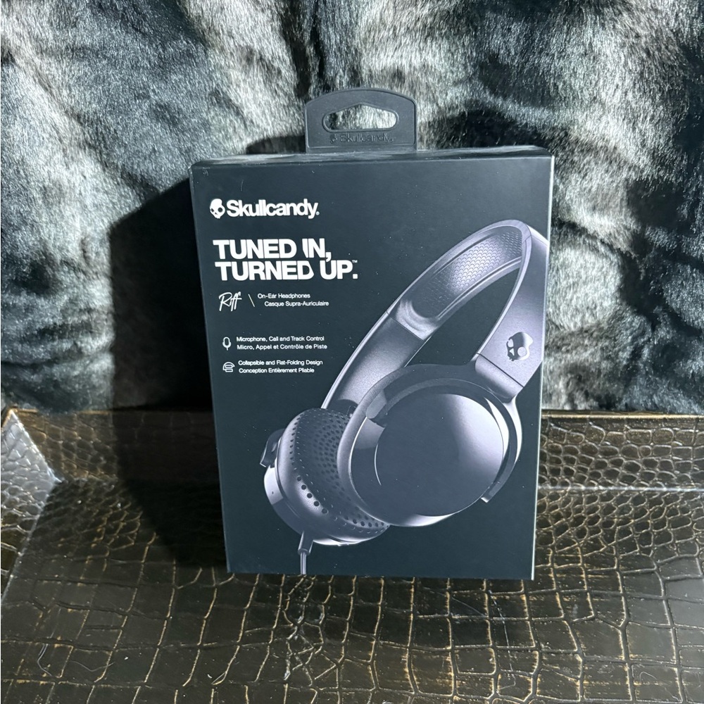 Skullcandy Wired Over-Ear Headphones - Black